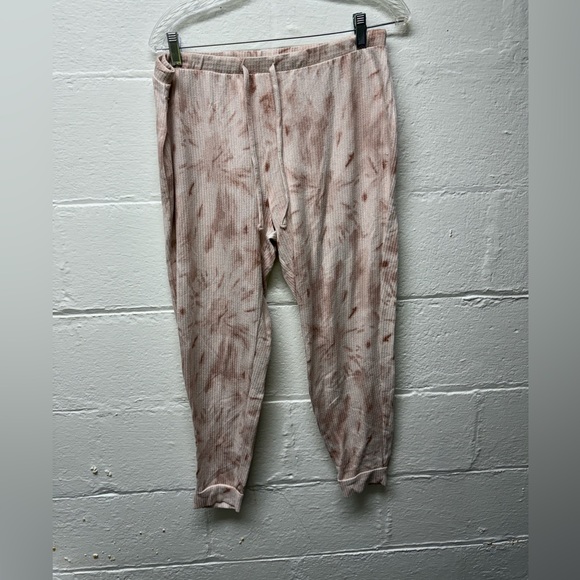 Danskin Ribbed Hacci Sleep Set - Picture 3 of 9